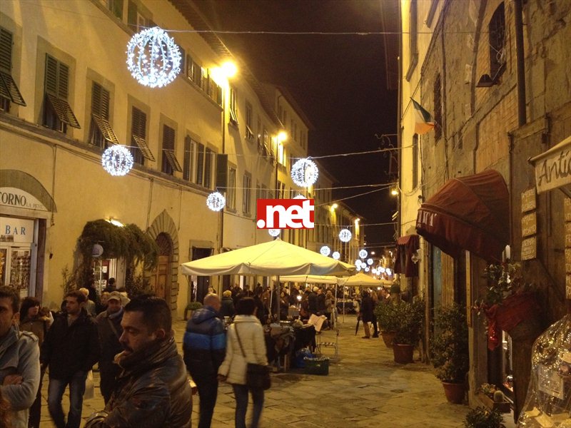 antiquaria-buio-addobbi-natale.jpg