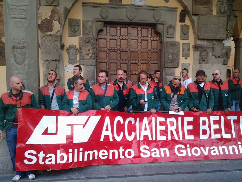 La protesta al Comune di San Giovanni