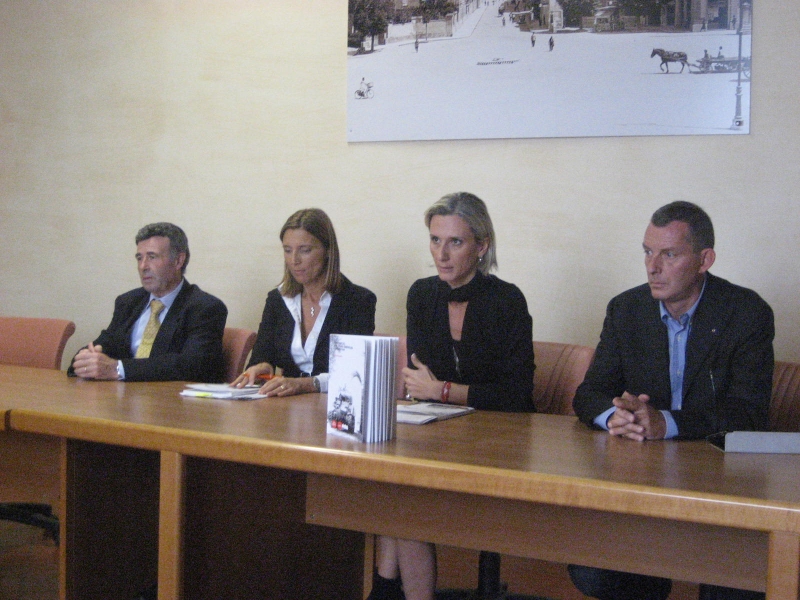 La presentazione del libro in Comune