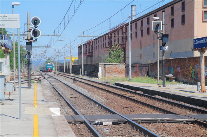 stazione-san-giovanni-valdarno-binari.jpg