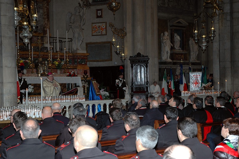 virgo-fidelis_carabinieri_vescovo.jpg