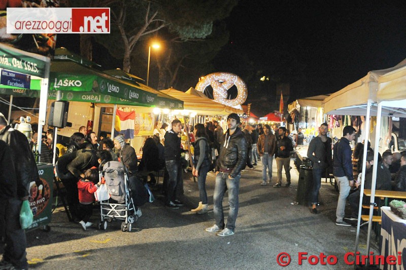 anteprima--mercatino-2013-1-notte.JPG
