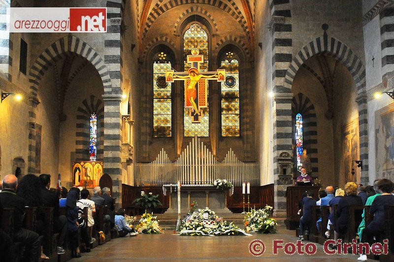 anteprima-funerale-paolo-todisco-grande.JPG