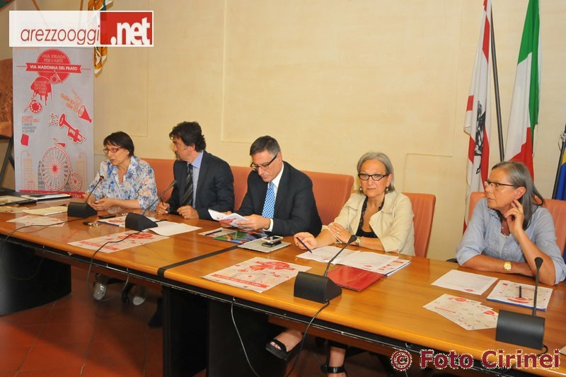 anteprima-presentazione-festa-via-madonna-del-prato.JPG