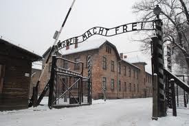 aushwitz.jpg