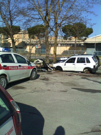auto-abbandonate-municipale.jpg