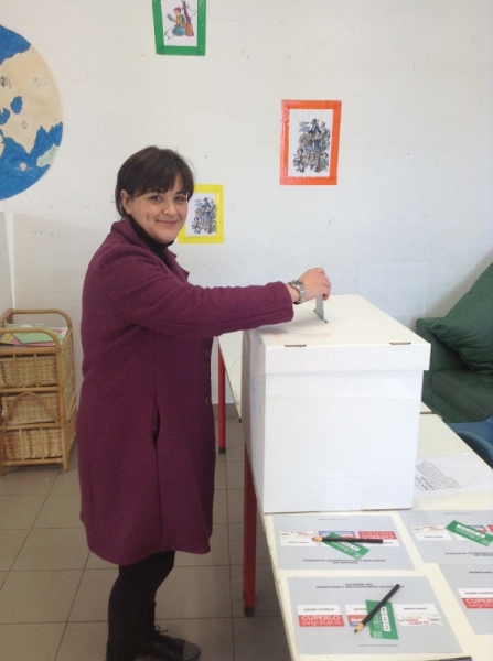 Elisa Bertoli al voto