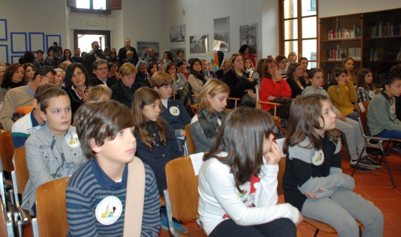 casa_diritta_sala.jpg