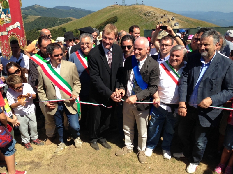 croce-prtaomagno-inaugurazione-(1).jpeg
