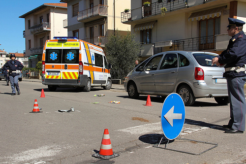 incidente-montevarchi-auto-ambulanza.jpg