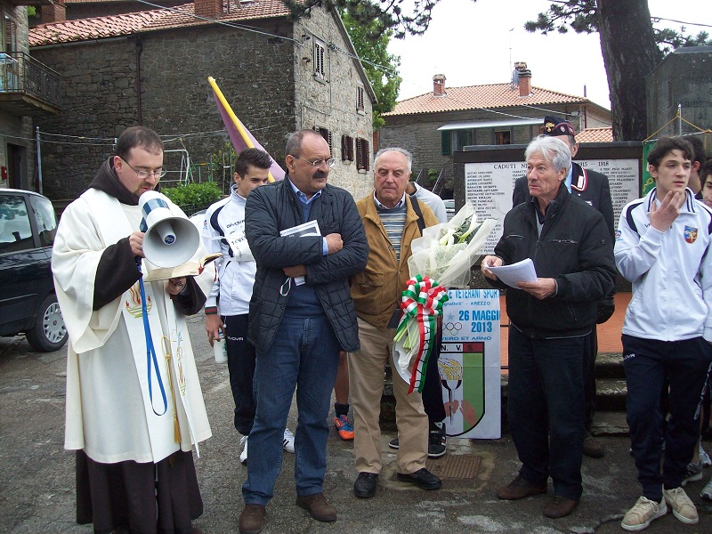intra-tevere-et-arno-benedizione.jpg