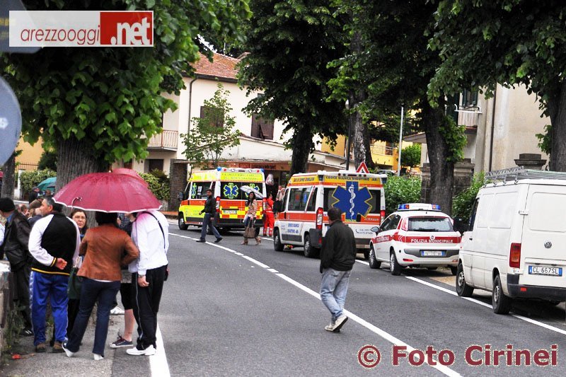 mortale-monte-san-savino-investite-ambulanza.JPG