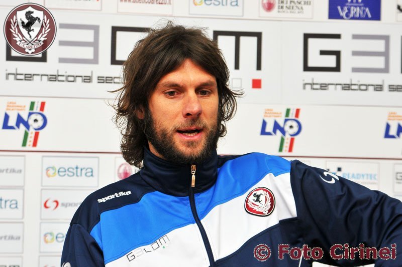Pecorari in conferenza stampa