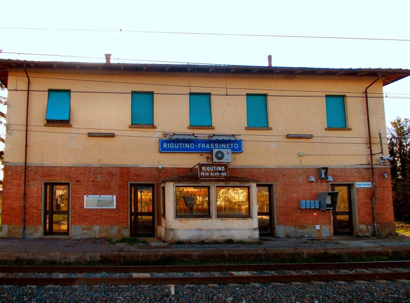 Popolari-per-Arezzo---Stazione-di-Rigutino.jpg